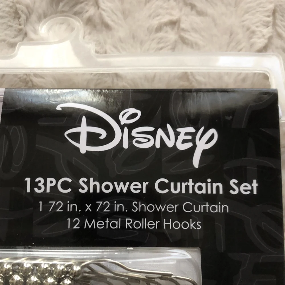 Disney Hannah Montana Shower Curtain Set